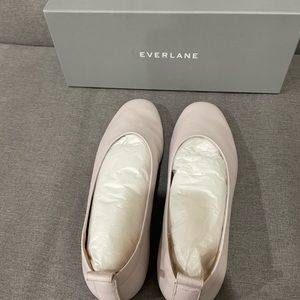 Brand New Everlane Day Glove flats